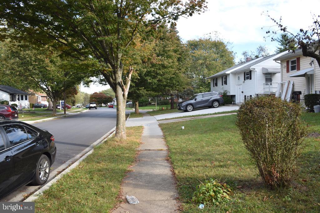 227 Candytuft Road Reisterstown, MD 21136 - Photo 4 of 16