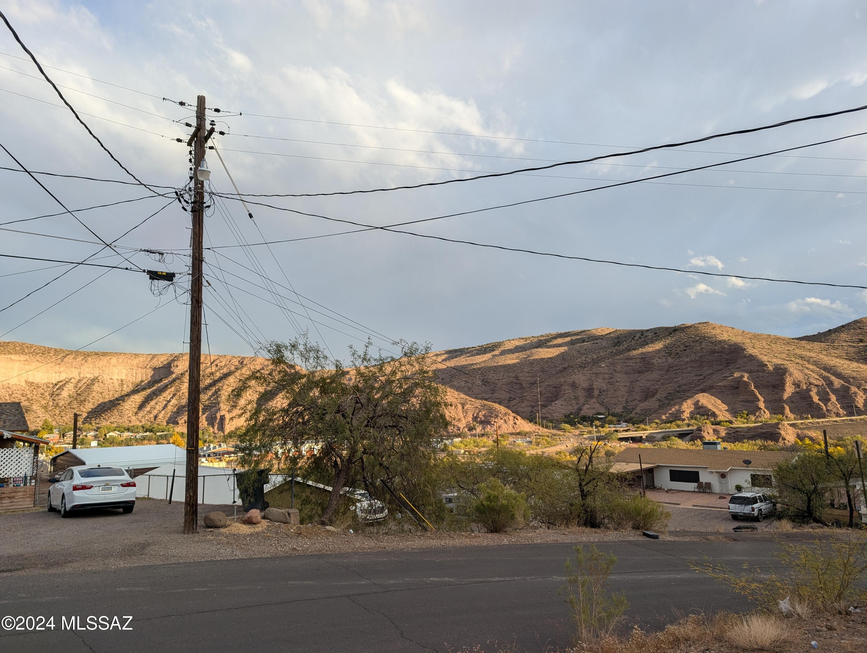274 Vista Heights Road Clifton, AZ 85533 - Photo 3 of 23