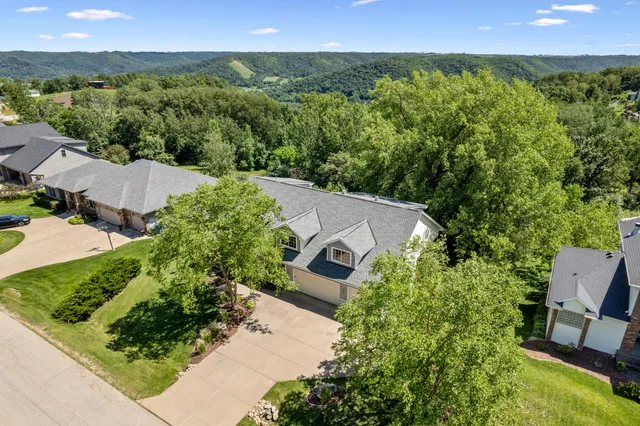 $779,900 | 271 East Garvin Heights Road, Winona, MN 55987