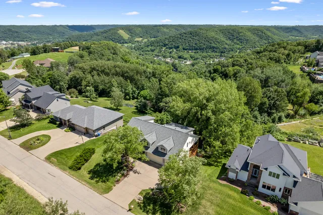 $779,900 | 271 East Garvin Heights Road, Winona, MN 55987