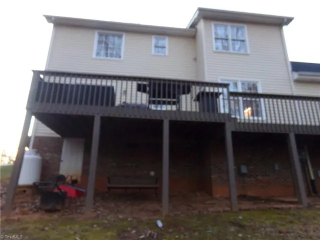 $319,900 | 626 Creekridge Road, Eden, NC 27288