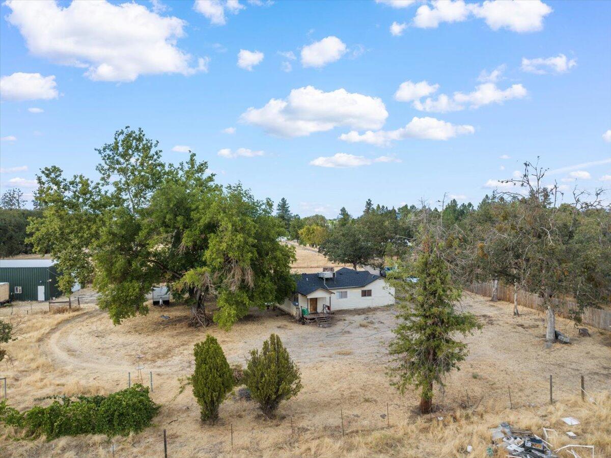 629 Gibbon Road Central Point, OR 97502 - Photo 25 of 28 1