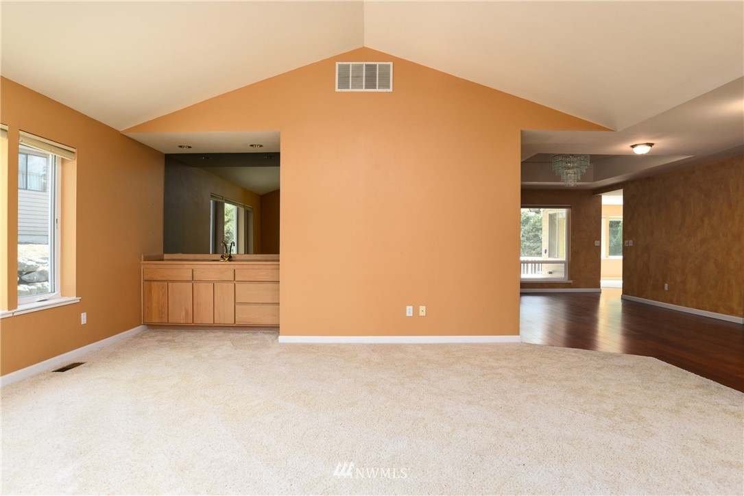 535 North Waugh Road Mount Vernon, WA 98273 - Photo 12 of 25 Gallery Image 12