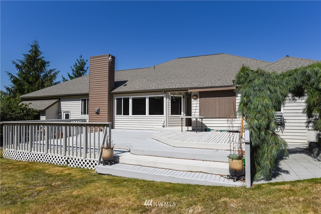 535 North Waugh Road Mount Vernon, WA 98273 - Photo 3 of 25 Gallery Image 3