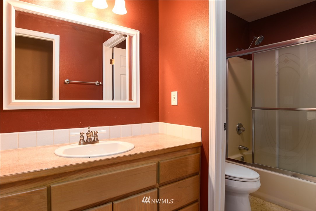 535 North Waugh Road Mount Vernon, WA 98273 - Photo 23 of 25 Gallery Image 23