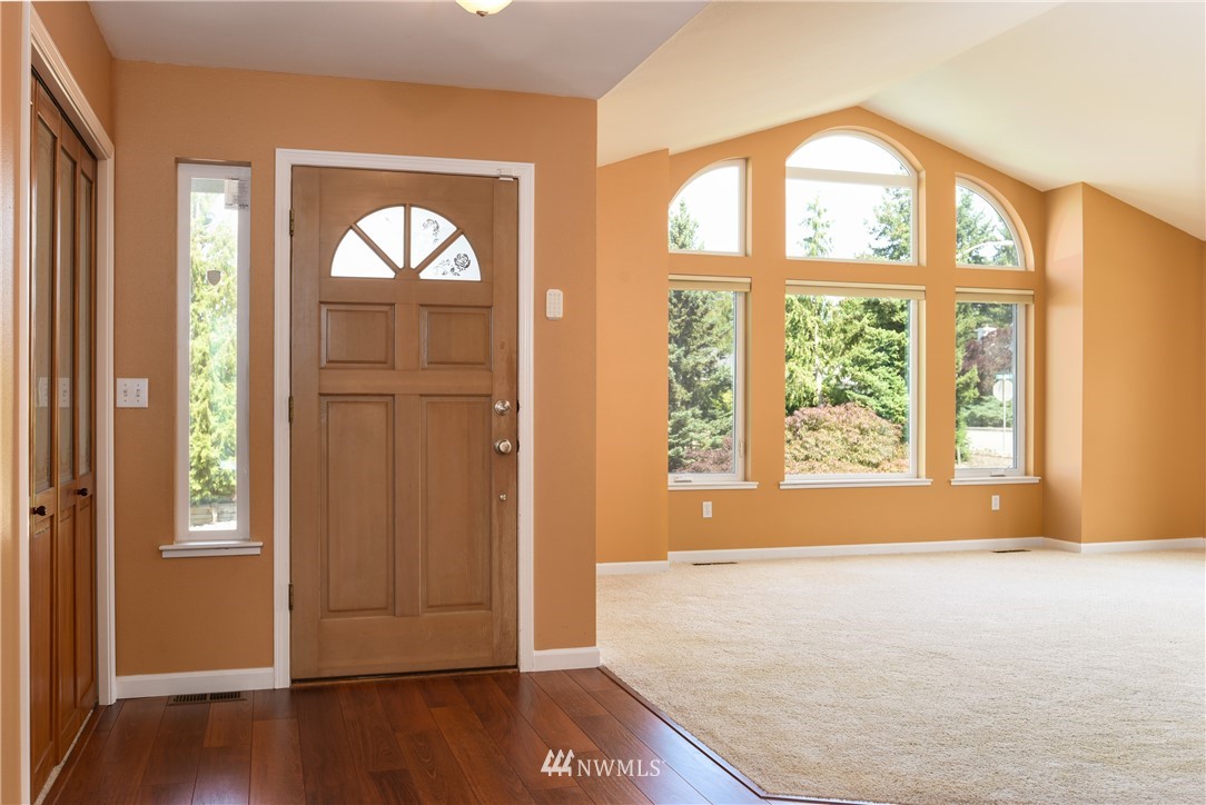 535 North Waugh Road Mount Vernon, WA 98273 - Photo 10 of 25 Gallery Image 10
