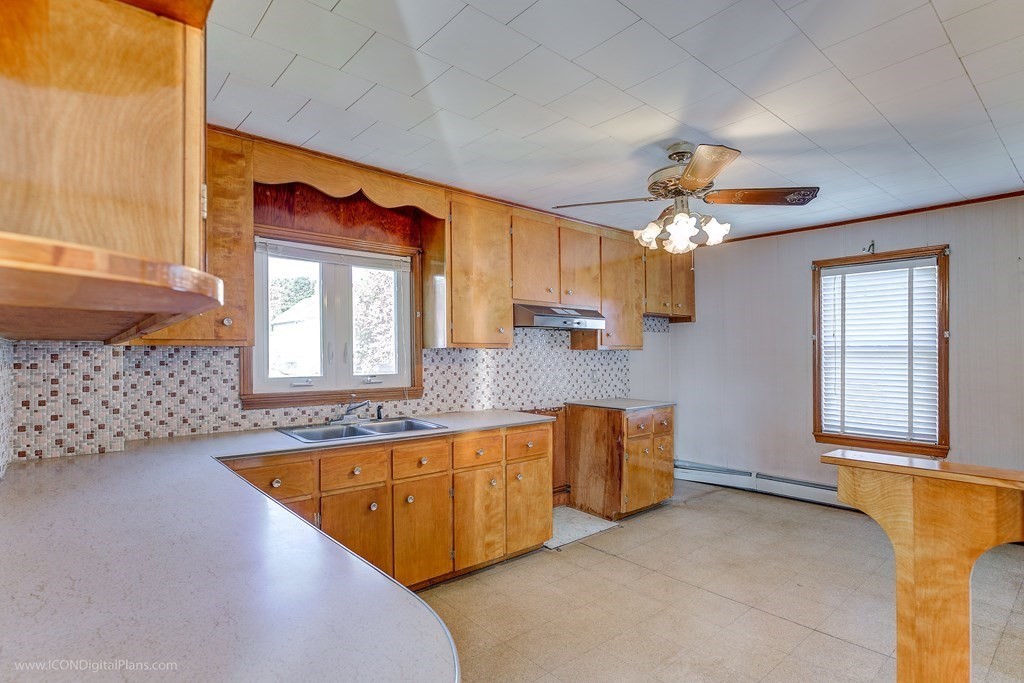 87 Carter Fall River Fall River, MA 02721 - Photo 17 of 37