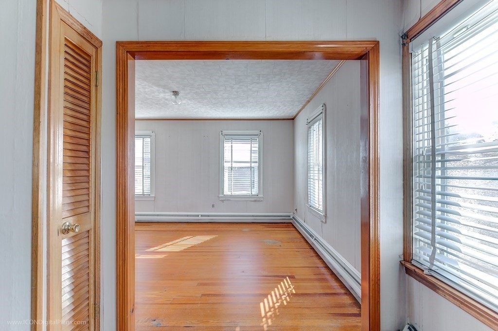87 Carter Fall River Fall River, MA 02721 - Photo 21 of 37