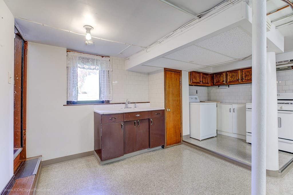 87 Carter Fall River Fall River, MA 02721 - Photo 26 of 37