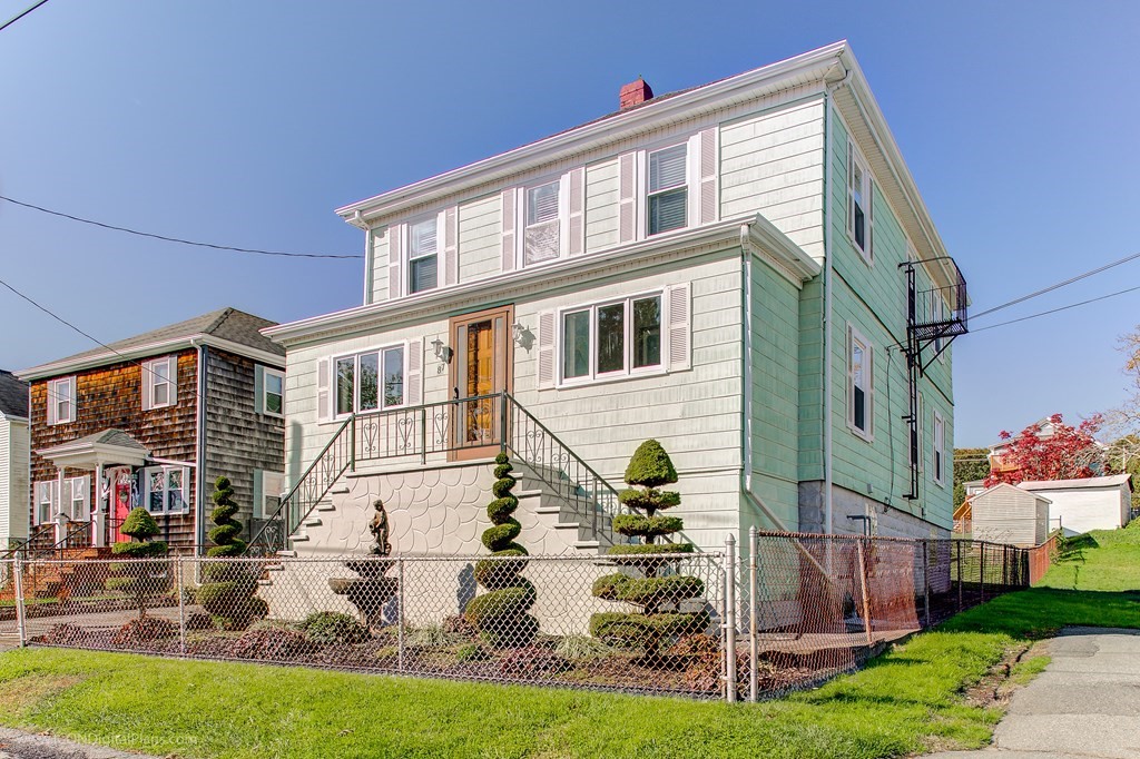 87 Carter Fall River Fall River, MA 02721 - Photo 31 of 37
