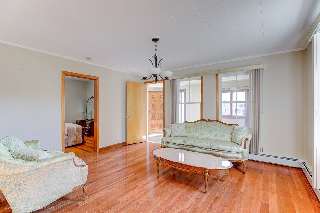 87 Carter Fall River Fall River, MA 02721 - Photo 4 of 37