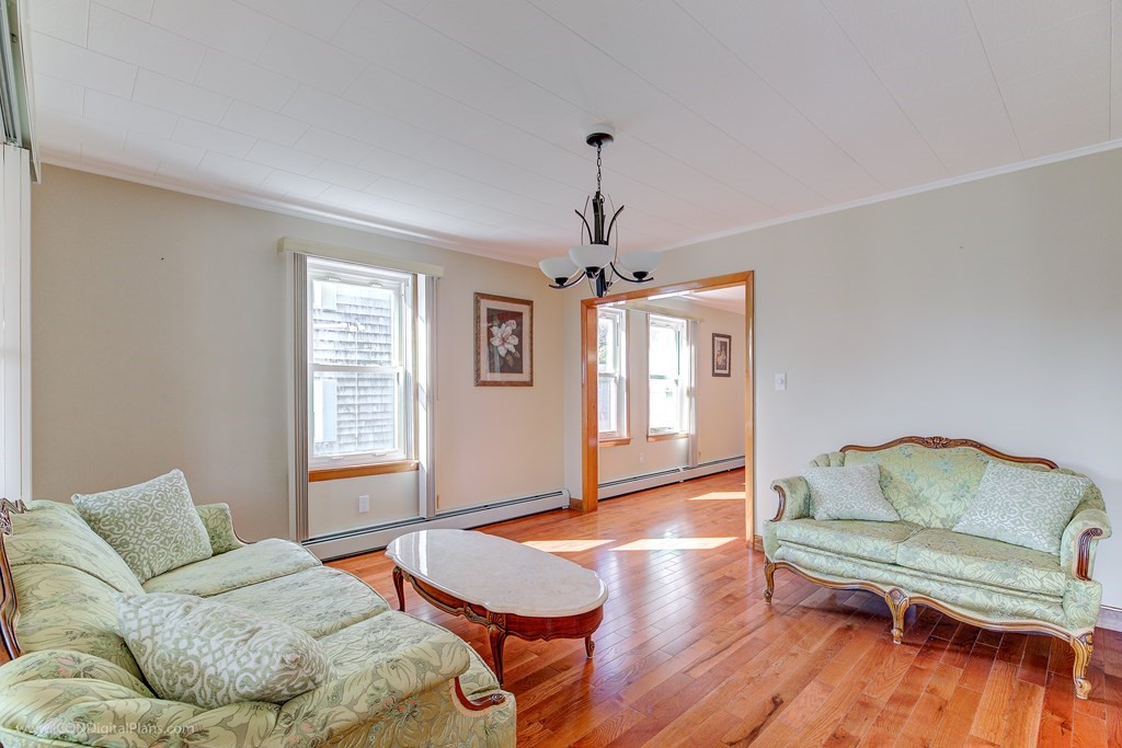 87 Carter Fall River Fall River, MA 02721 - Photo 6 of 37