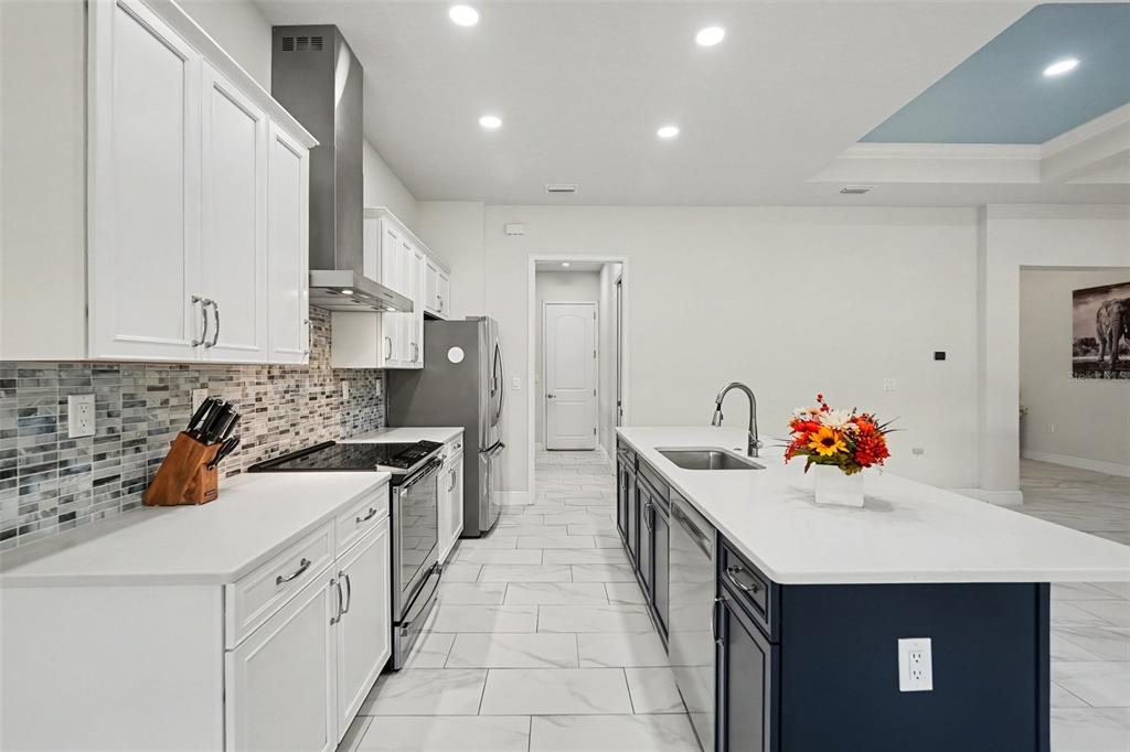 18117 Parakeet Road Weeki Wachee, FL 34614 - Photo 13 of 33 Gallery Image 13