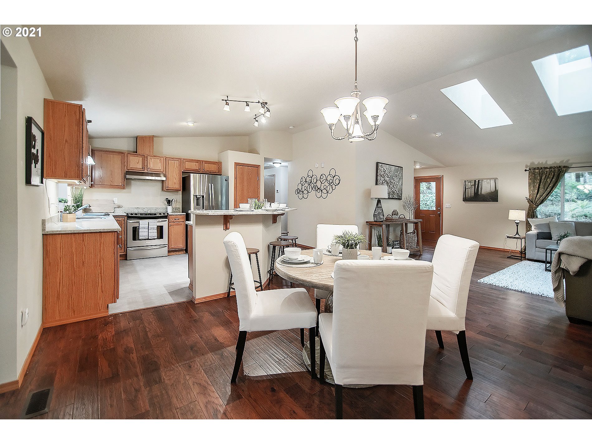 531 Bunker Hill Road Longview, WA 98632 - Photo 11 of 31 Gallery Image 11