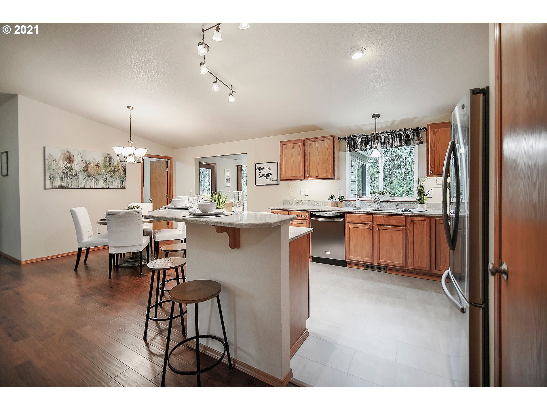 531 Bunker Hill Road Longview, WA 98632 - Photo 13 of 31 Gallery Image 13