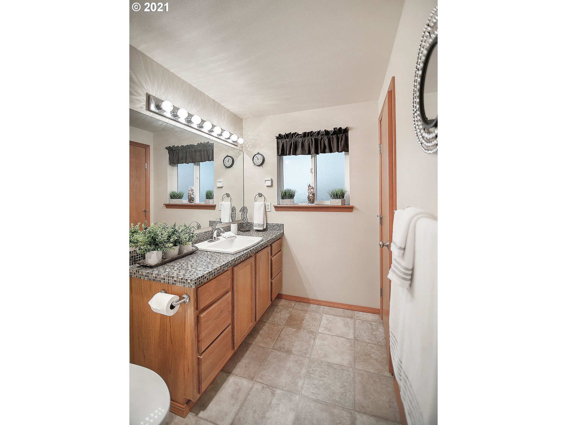 531 Bunker Hill Road Longview, WA 98632 - Photo 23 of 31 Gallery Image 23