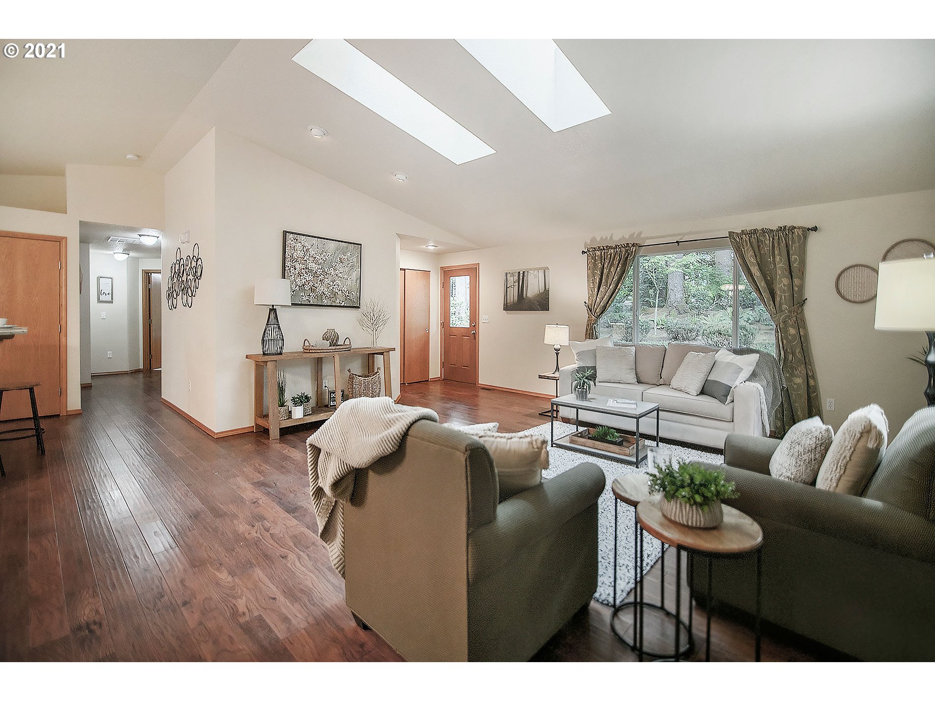 531 Bunker Hill Road Longview, WA 98632 - Photo 5 of 31 Gallery Image 5