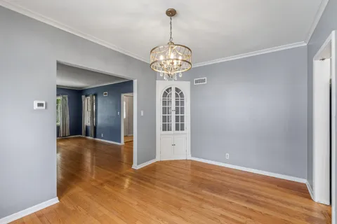 $247,500 | 215 West Saveland Avenue, Milwaukee, WI 53207