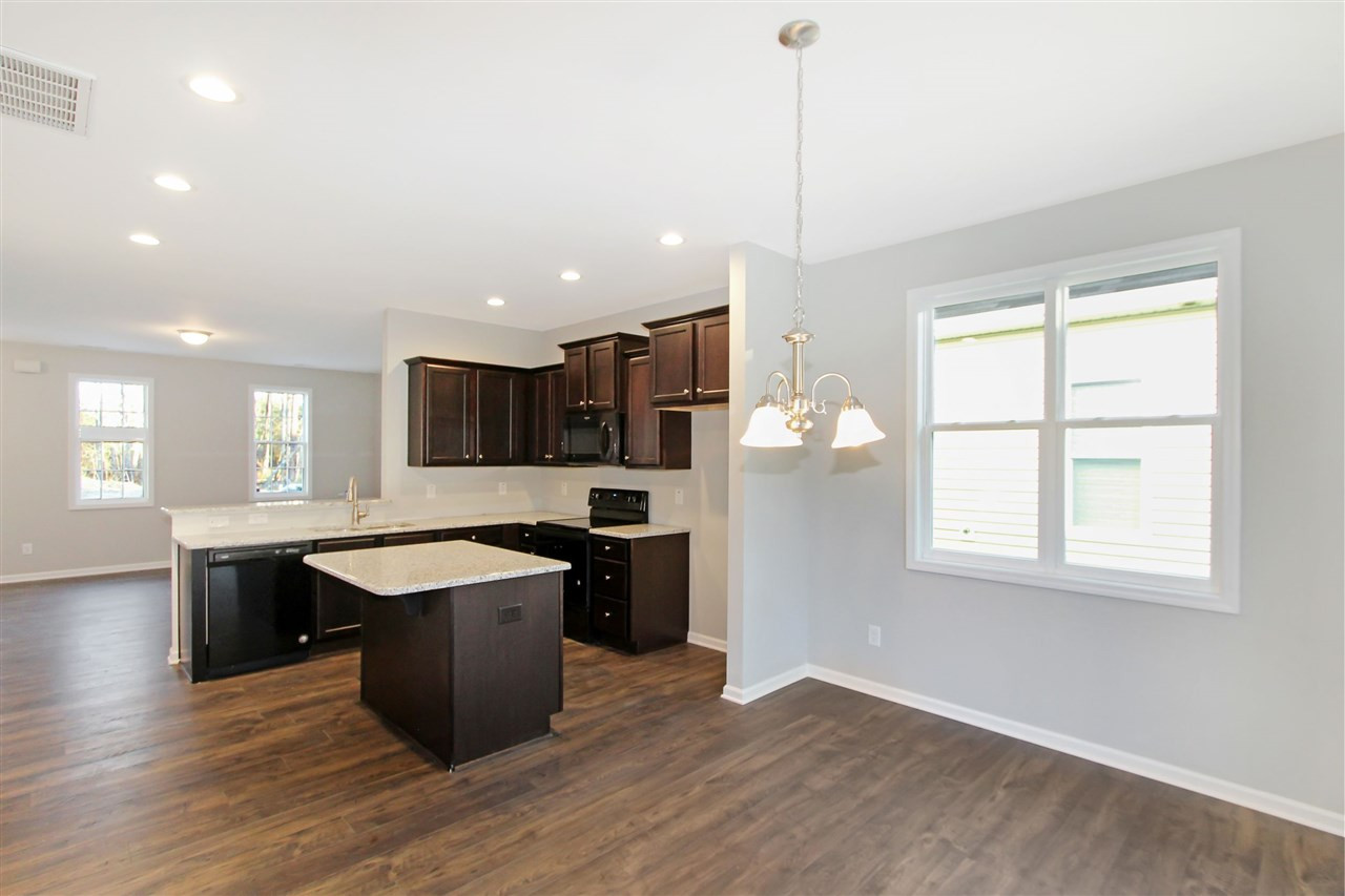 131 Yellow Jacket Ridge Clayton, NC 27520 - Photo 11 of 29 Kitchen/Dining Area
