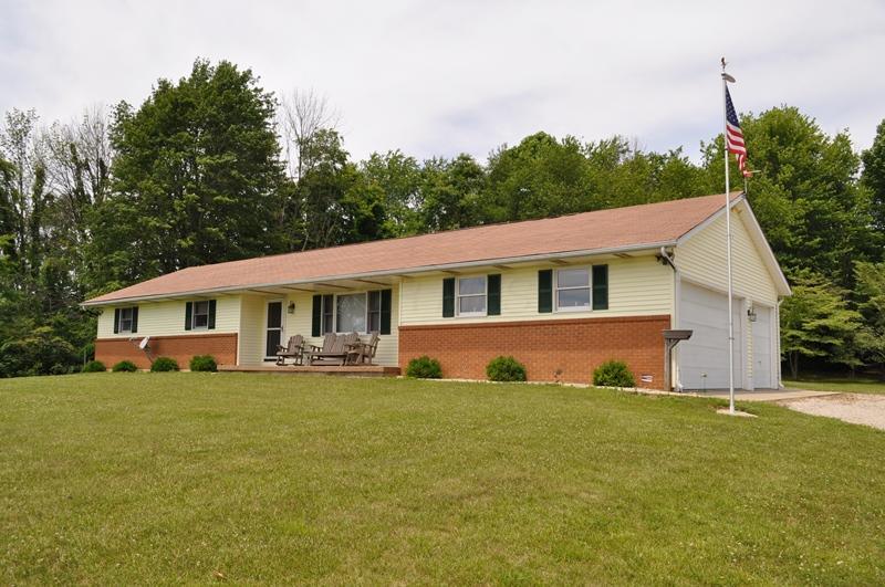 10484 Peters Road Southwest Amanda, OH 43102 - Photo 1 of 41