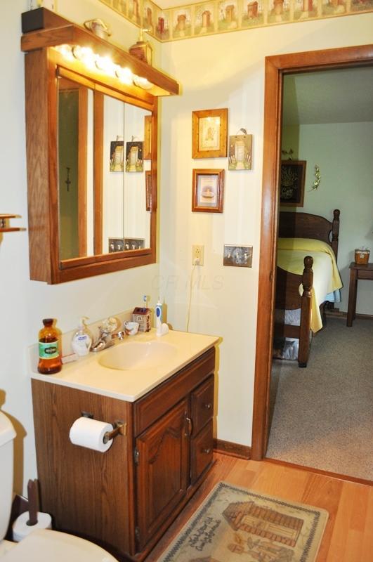 10484 Peters Road Southwest Amanda, OH 43102 - Photo 22 of 41