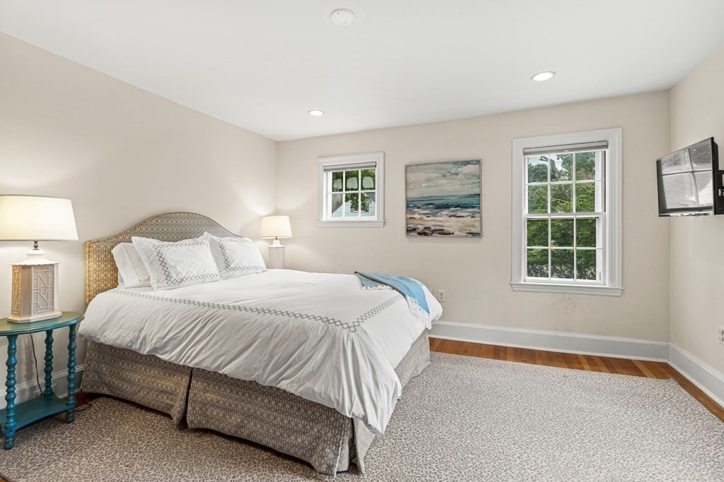 175 Walnut Street Wellesley, MA 02481 - Photo 14 of 26