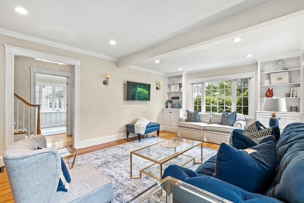 175 Walnut Street Wellesley, MA 02481 - Photo 4 of 26