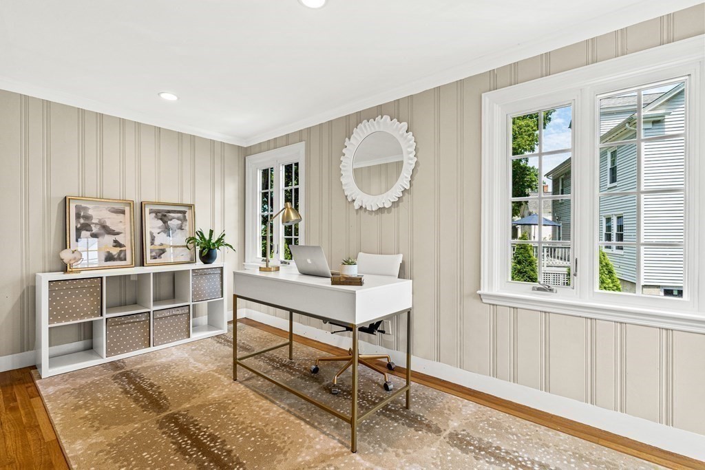 175 Walnut Street Wellesley, MA 02481 - Photo 7 of 26