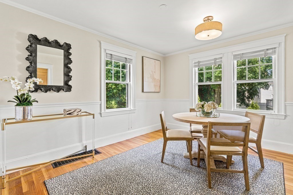 175 Walnut Street Wellesley, MA 02481 - Photo 9 of 26