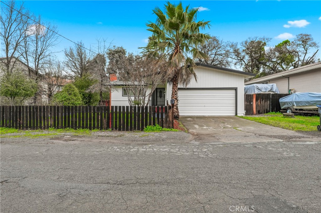 6150 Ridgeview Drive Clearlake, CA 95422 - Photo 2 of 38 a view of a backyard with a garden and plants