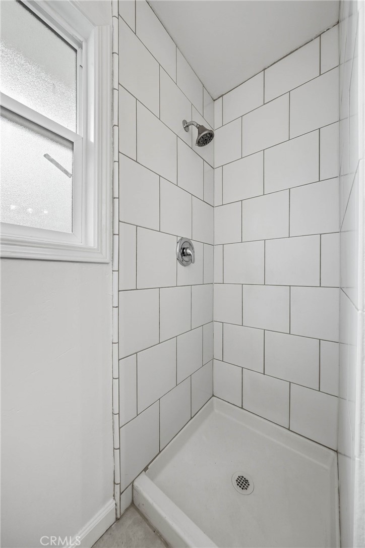 6150 Ridgeview Drive Clearlake, CA 95422 - Photo 24 of 38 a bathroom with a shower