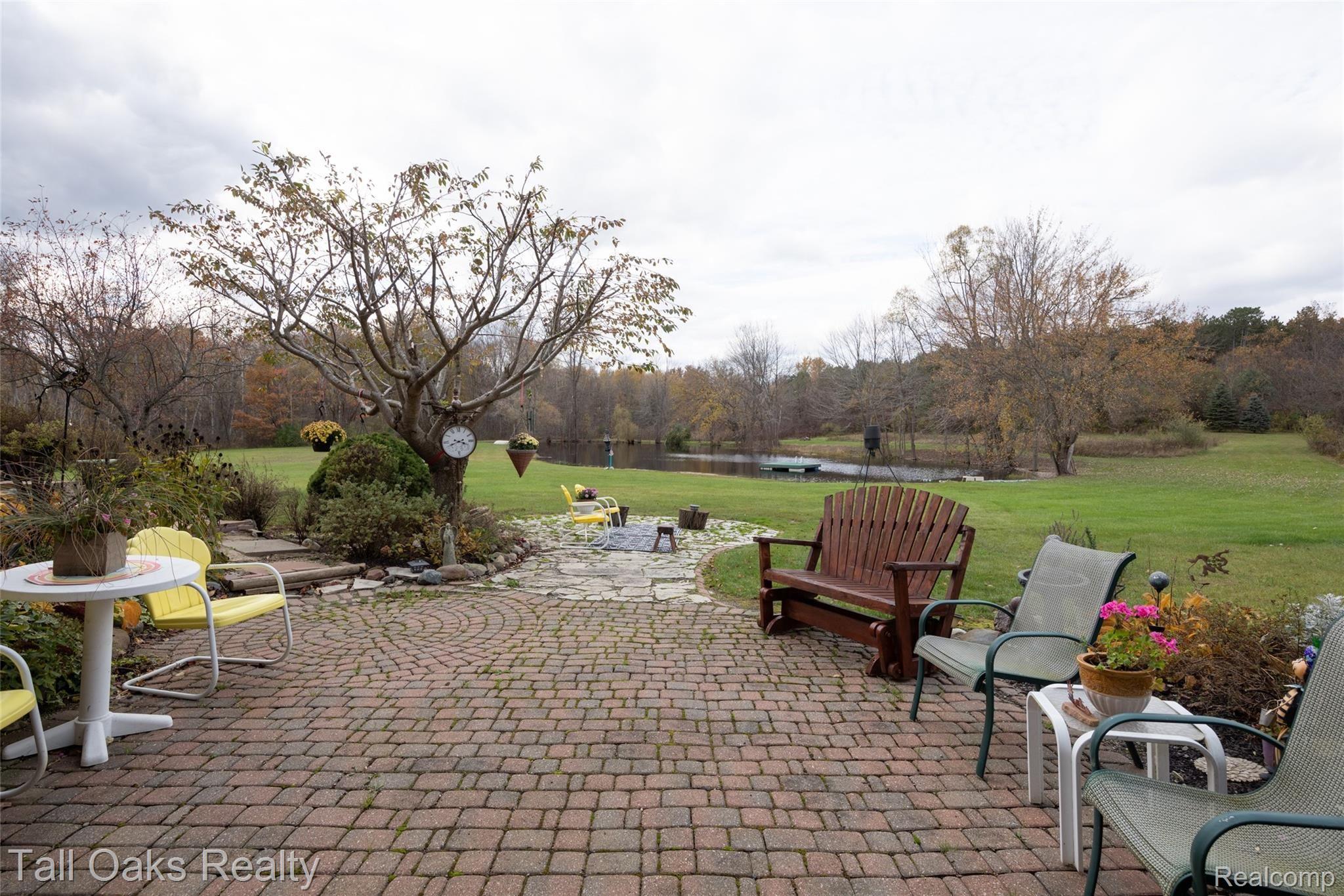 2636 North Lapeer Road Lapeer, MI 48446 - Photo 16 of 52 Back Patio Downstairs.jpg