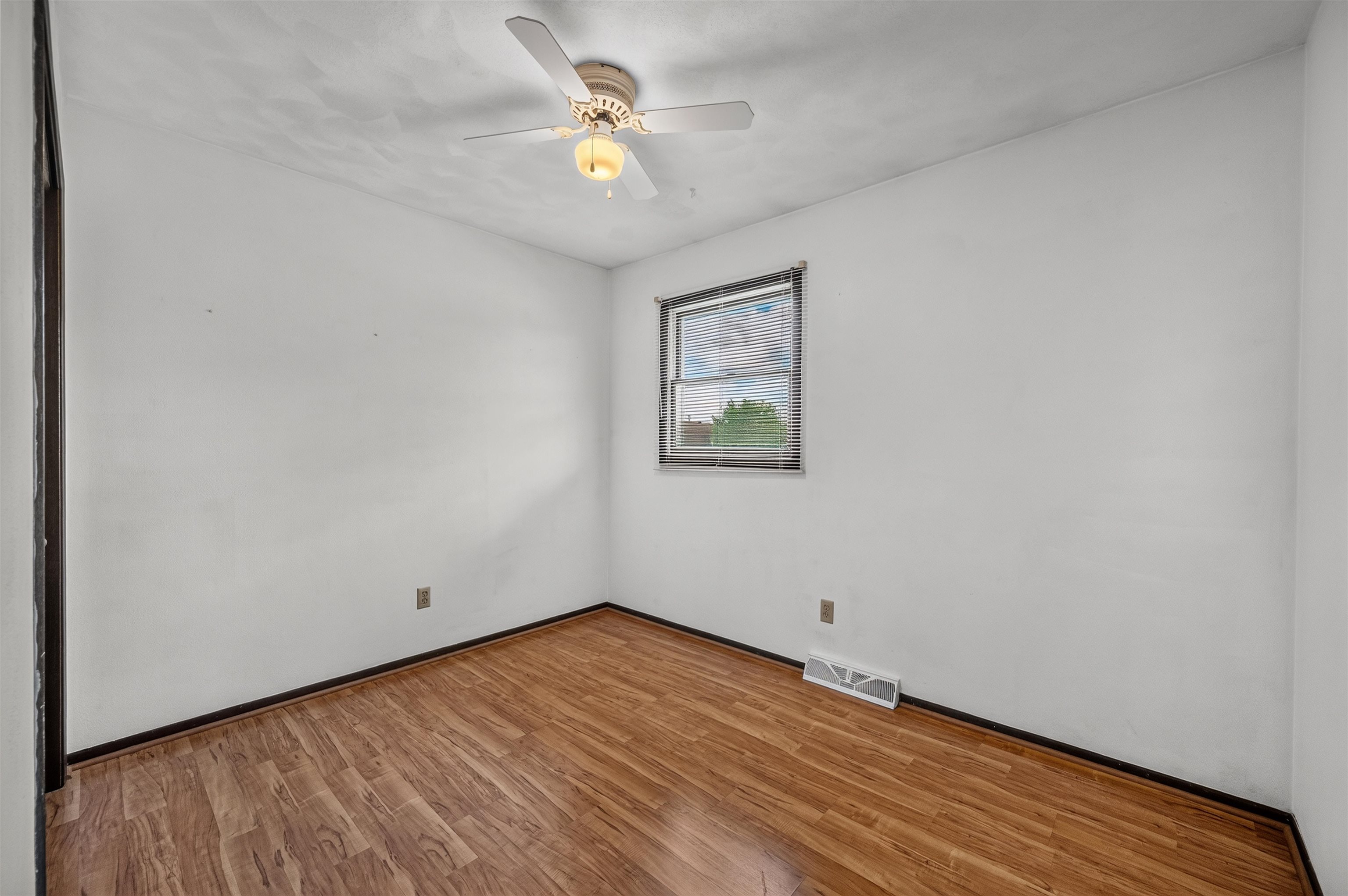 1307 Sunfield Street Sun Prairie, WI 53590 - Photo 16 of 25