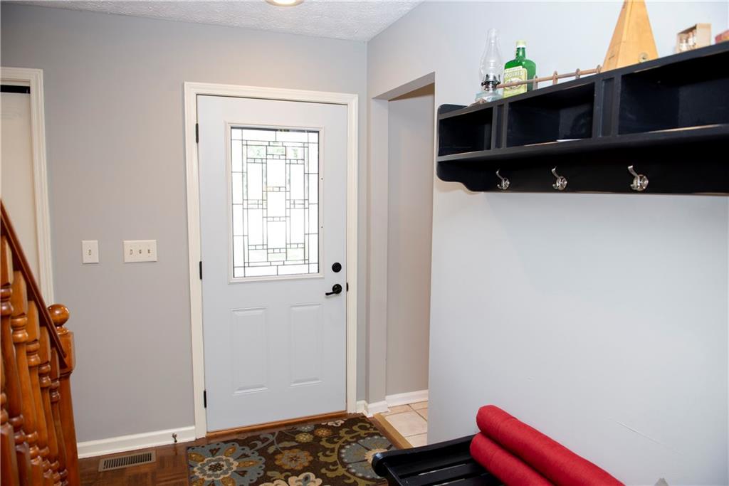 5861 RidgeHill Way Avon, IN 46123 - Photo 2 of 33 Gallery Image 2