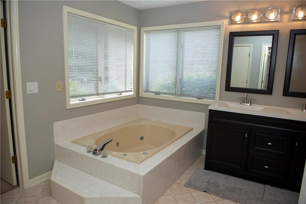 5861 RidgeHill Way Avon, IN 46123 - Photo 21 of 33 Gallery Image 21