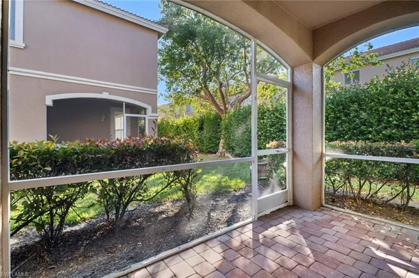 $2,350 | 9648 Roundstone Circle, Fort Myers, FL 33967