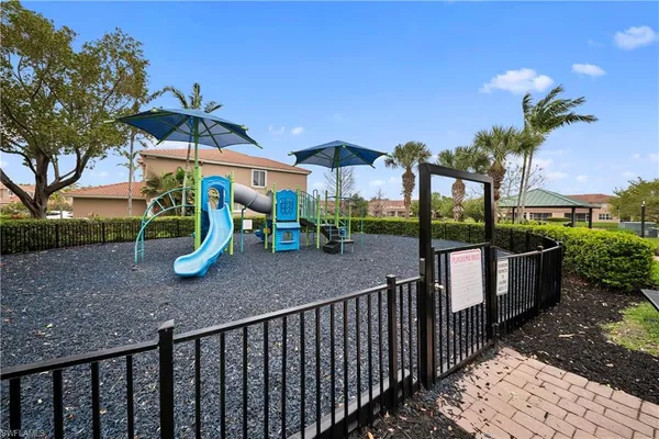 $2,350 | 9648 Roundstone Circle, Fort Myers, FL 33967