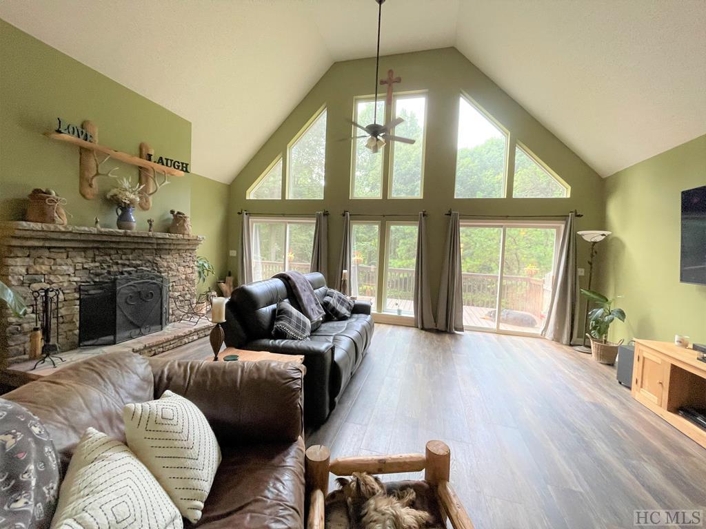 2356 Goshen Road Franklin, NC 28734 - Photo 12 of 59 Gallery Image 12