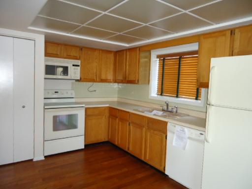 9161 N Road, Unit A Palos Hills, IL 60465 - Photo 7 of 11 Gallery Image 7