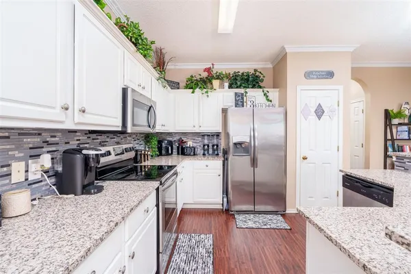 $280,000 | 192 Hirth Drive, Crowley, TX 76036