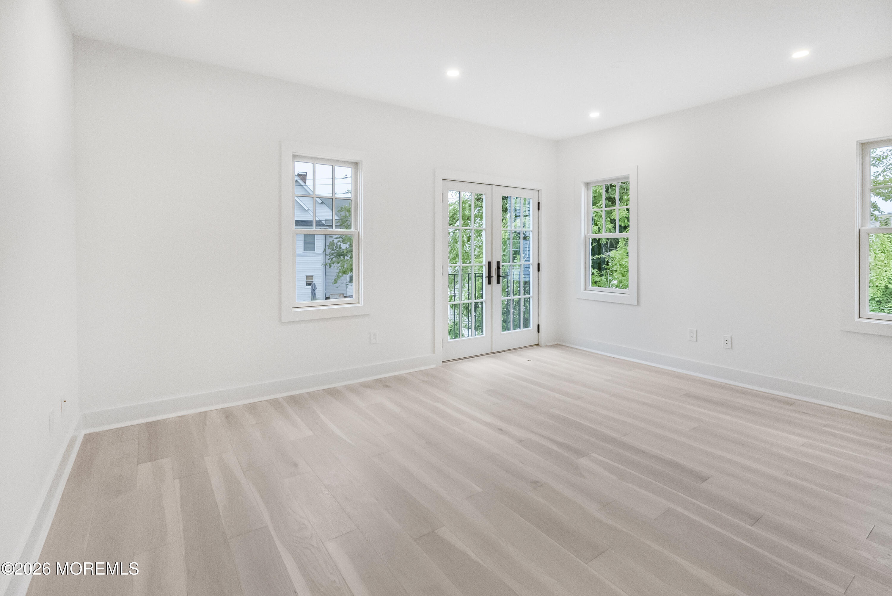 205 Edgemont Drive, Unit 2 Allenhurst, NJ 07711 - Photo 20 of 25 Bedroom #3