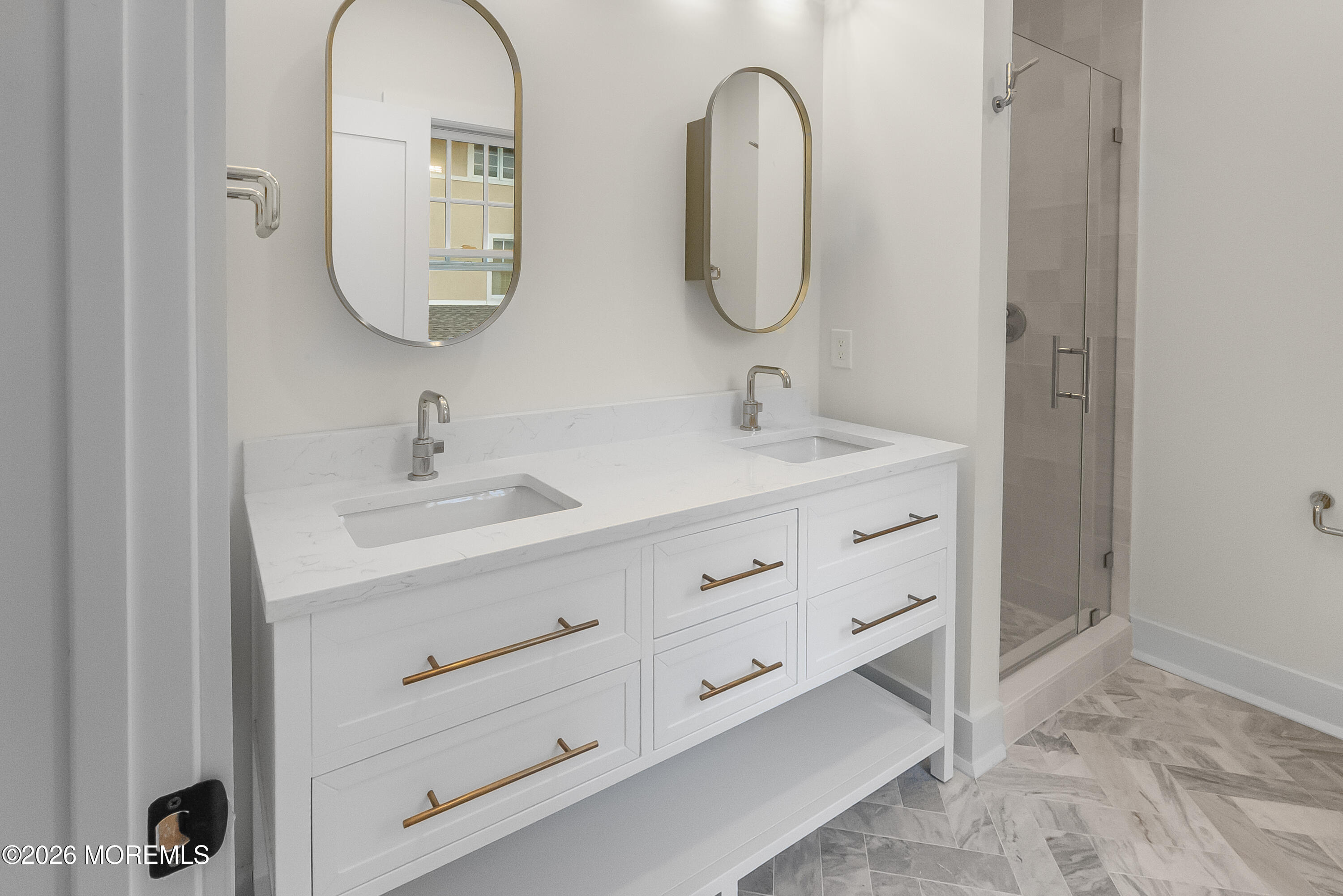 205 Edgemont Drive, Unit 2 Allenhurst, NJ 07711 - Photo 23 of 25 Full Bathroom