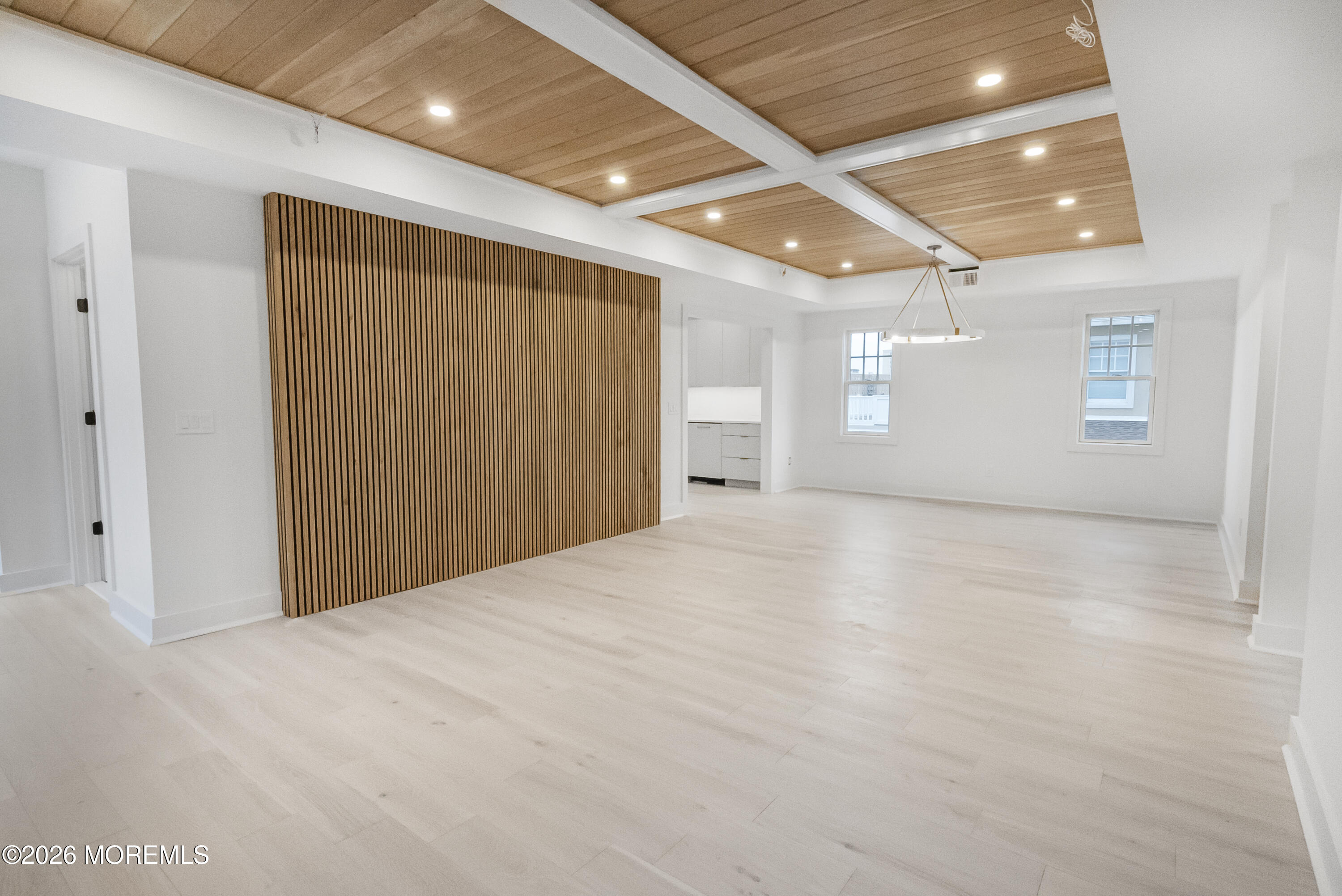 205 Edgemont Drive, Unit 2 Allenhurst, NJ 07711 - Photo 8 of 25 Great Room