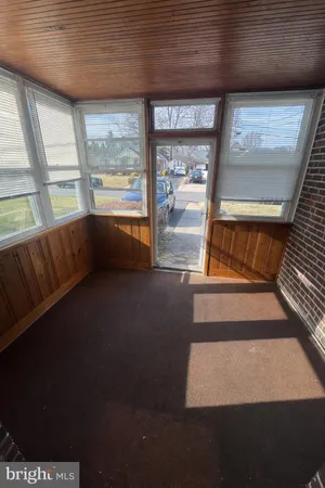 a view of entryway