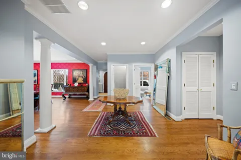 $2,295,000 | 4800 Old Dominion Drive, Arlington, VA 22207