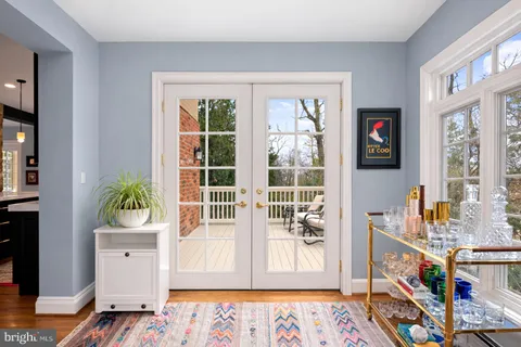 $2,295,000 | 4800 Old Dominion Drive, Arlington, VA 22207