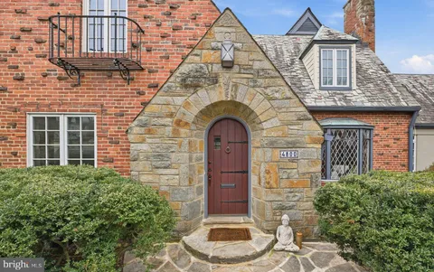 $2,295,000 | 4800 Old Dominion Drive, Arlington, VA 22207