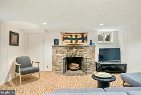 $2,295,000 | 4800 Old Dominion Drive, Arlington, VA 22207