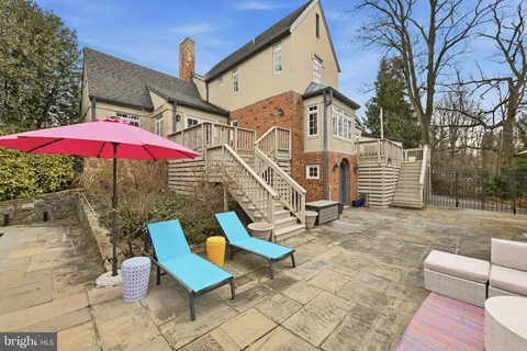 $2,295,000 | 4800 Old Dominion Drive, Arlington, VA 22207