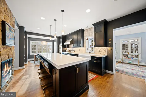 $2,295,000 | 4800 Old Dominion Drive, Arlington, VA 22207